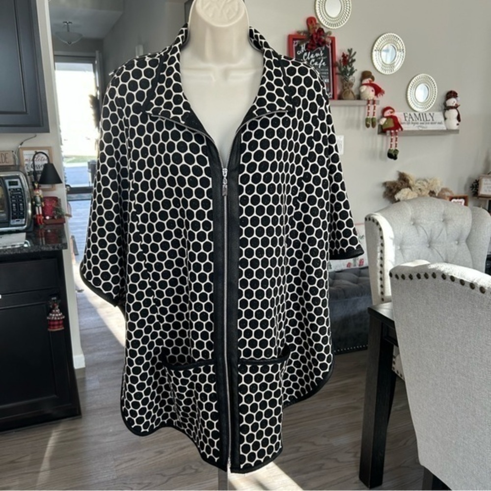 ๐ Joseph Ribkoff Women's Jacket multi-coloured Black/Beige 10 - Picture 7 of 16